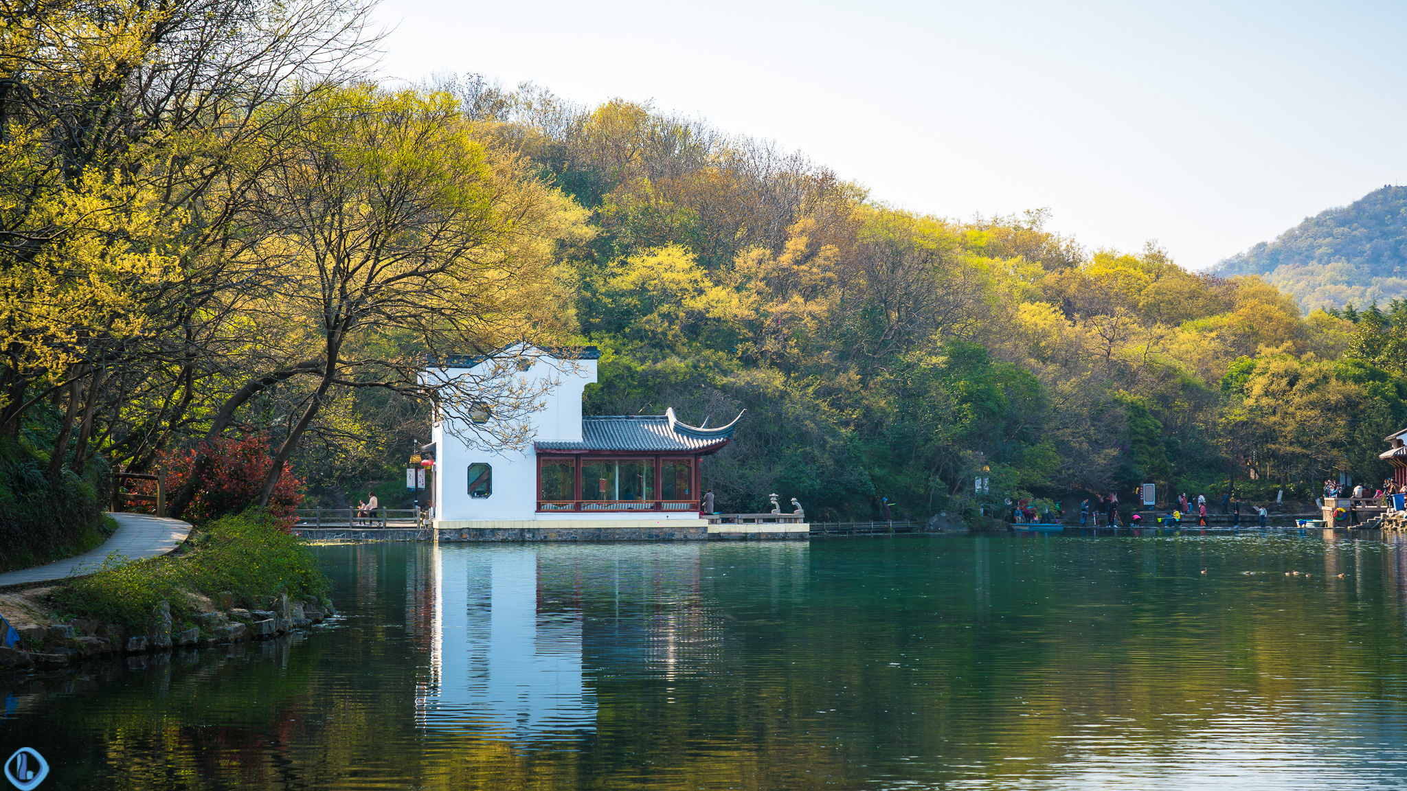 南京珍珠泉,地下泉水冒出时似颗颗明珠