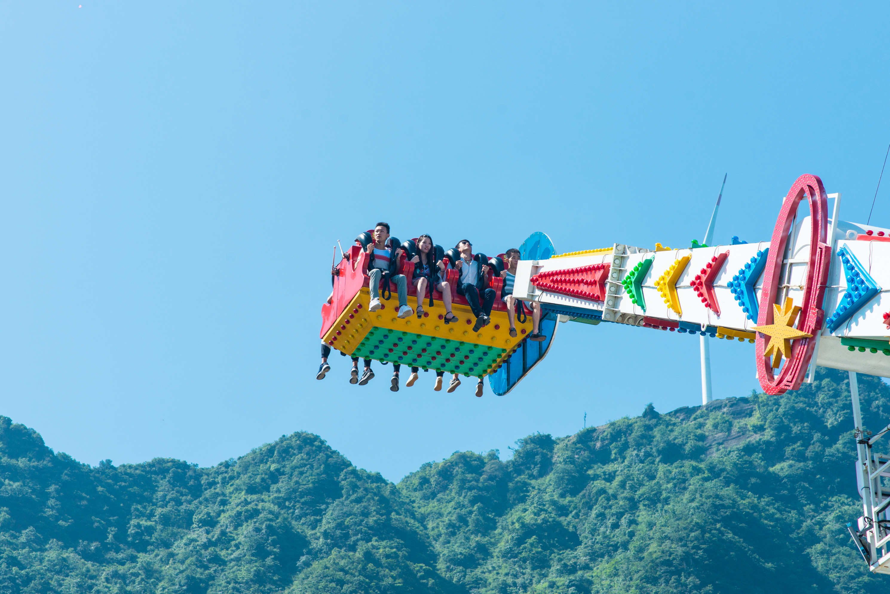 用尖叫纵情这个夏天重庆奥陶纪梦幻2日游