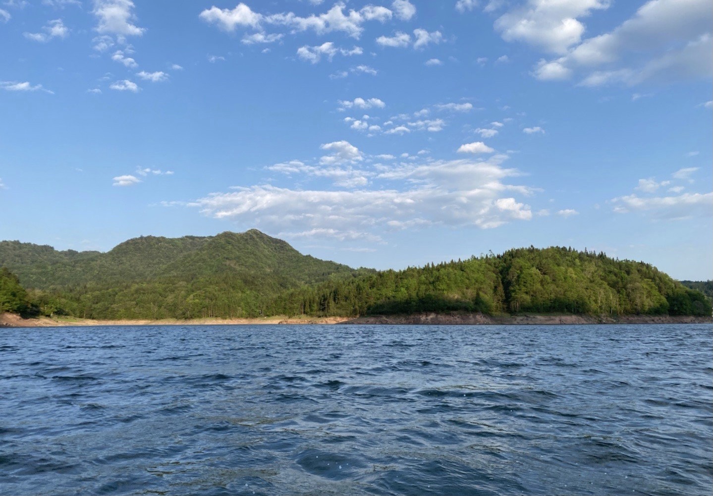 盛夏避暑好去处,黄水国家森林公园.