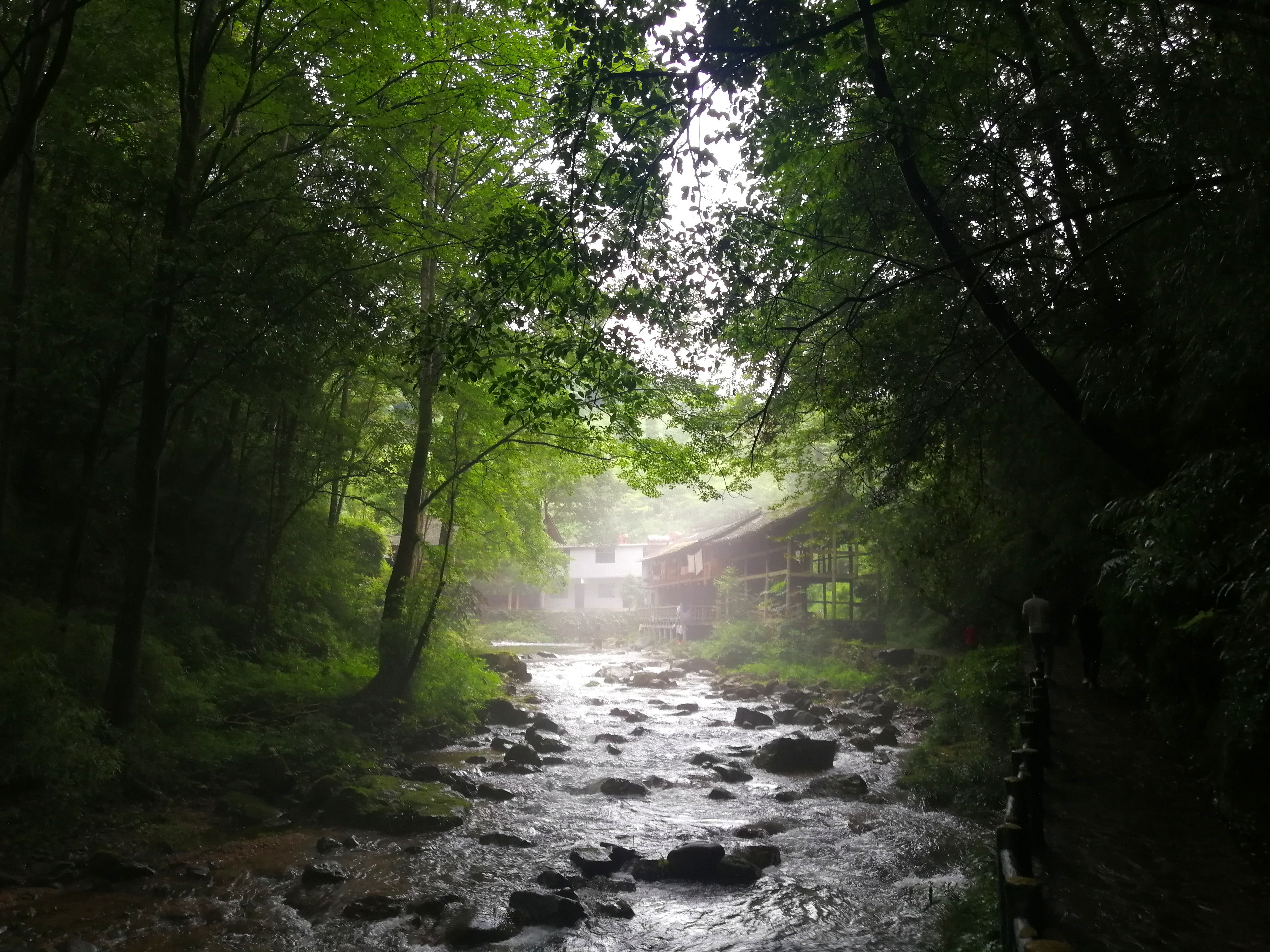 游人间仙境,住石头民宿,都匀斗篷山两天一夜游