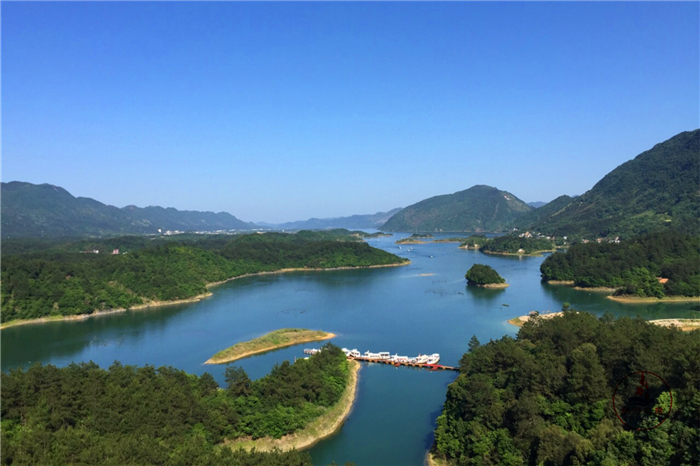 被遗忘的仙岛湖,空气清新可以在岛上露营,仙湖画廊是最美的地方