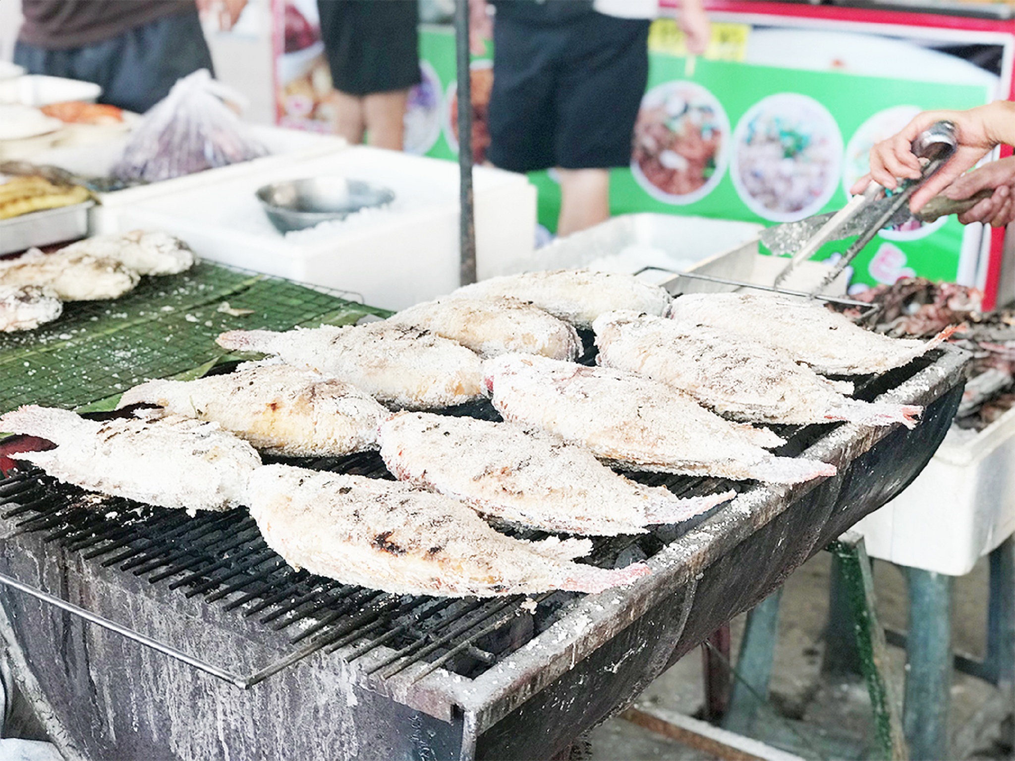 <清迈4晚5日或6日游>2晚入住摩洛哥酒店/2晚入住清迈古城区内酒店/夜间动物园/大象粑粑纸公园A线东航宝班机，B线吉祥航空