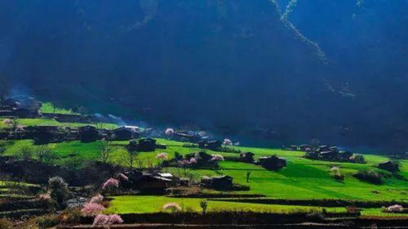  滇西秘境-怒江大峡谷 丙中洛 雾里村 秋那桶 独龙江寻找纹面女8日游>
