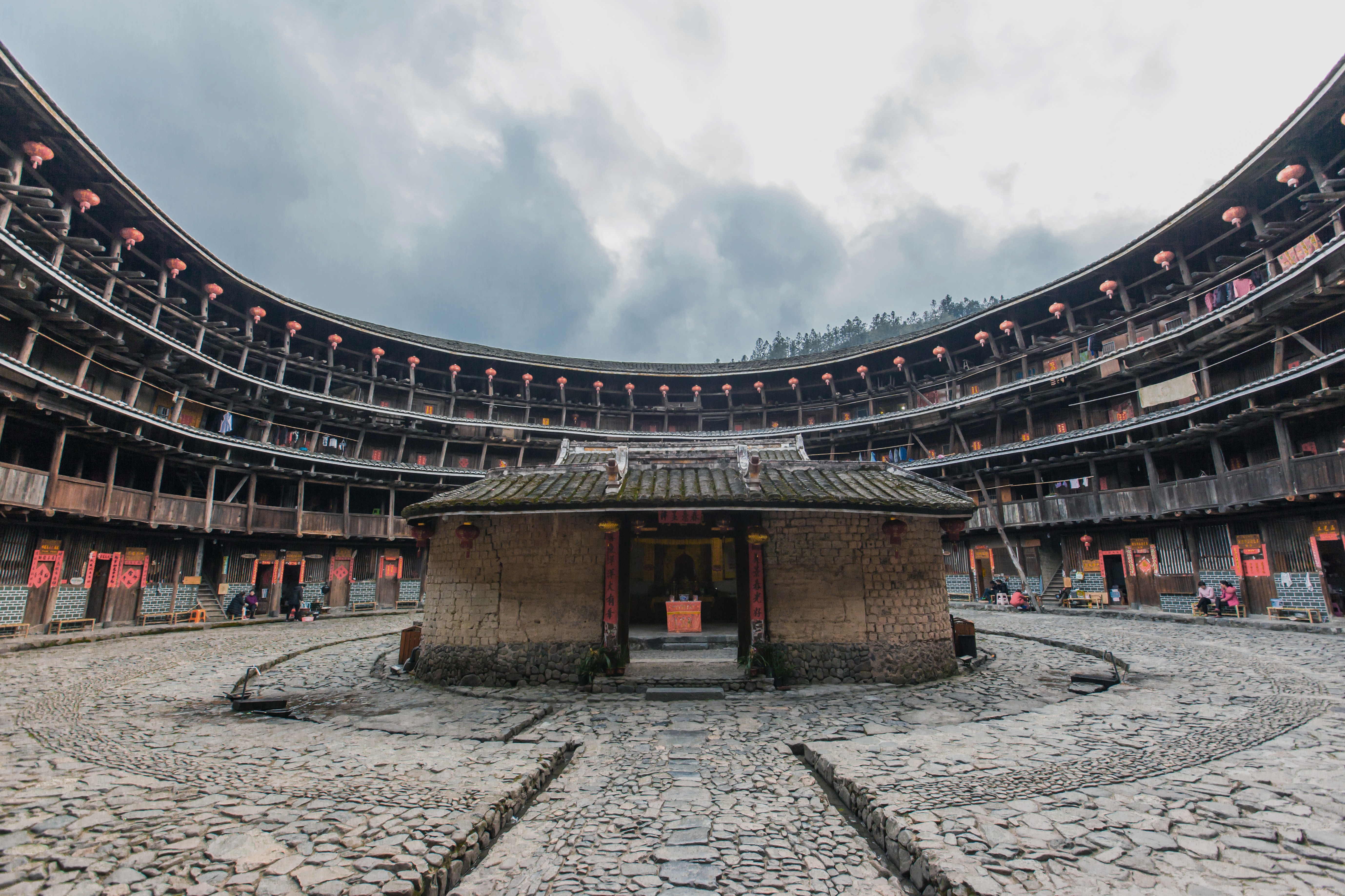 厦门永定高北土楼王轻奢一日游大鱼海棠取景地方圆一线土楼奇观享客家