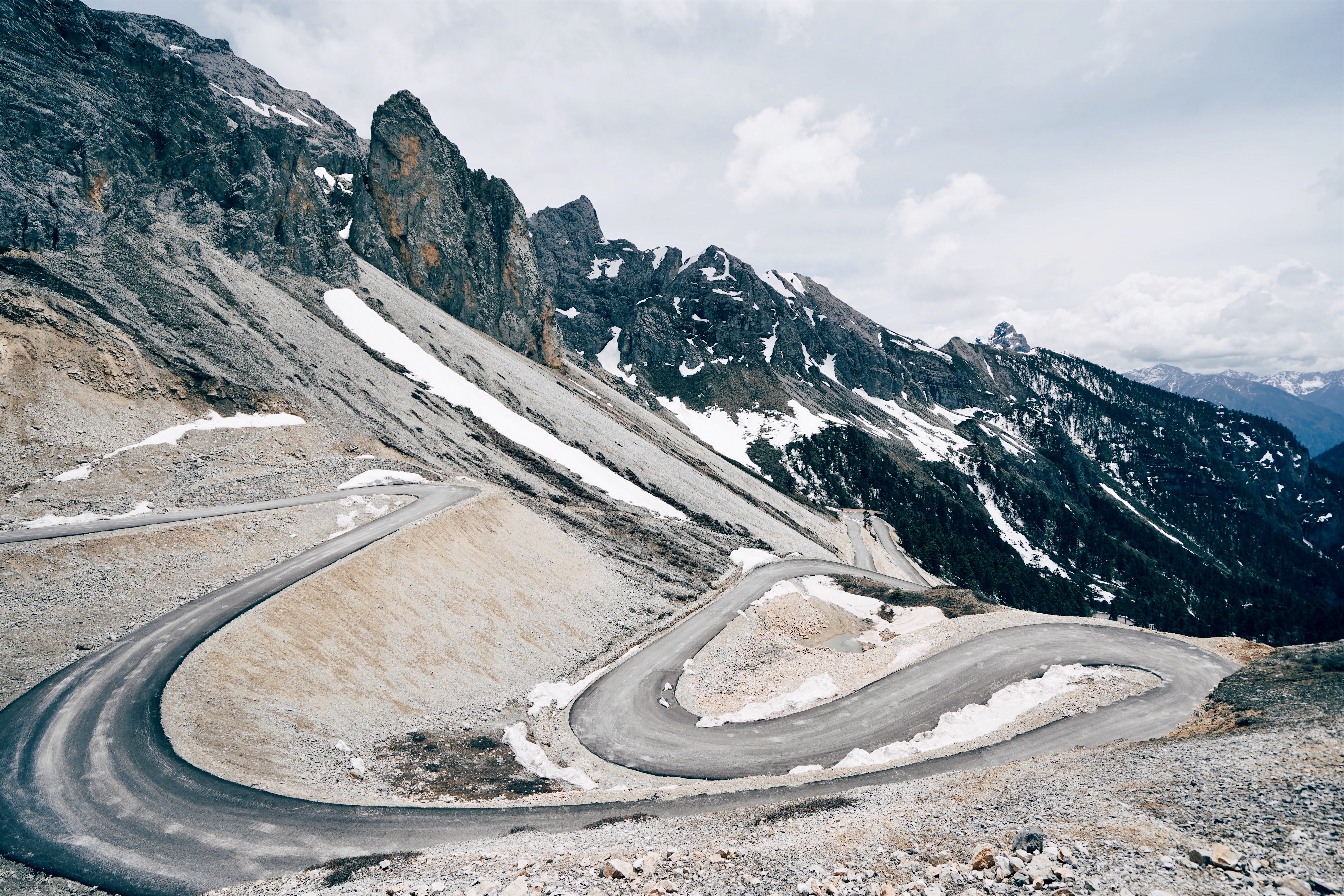 【巴拉格宗】拜一座山,圆一个梦,归一颗心.