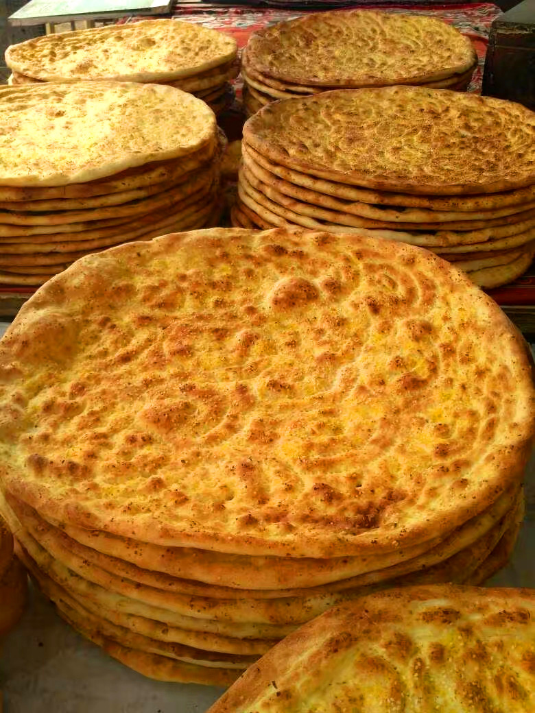 库车大巴扎                          库车大巴扎的馕