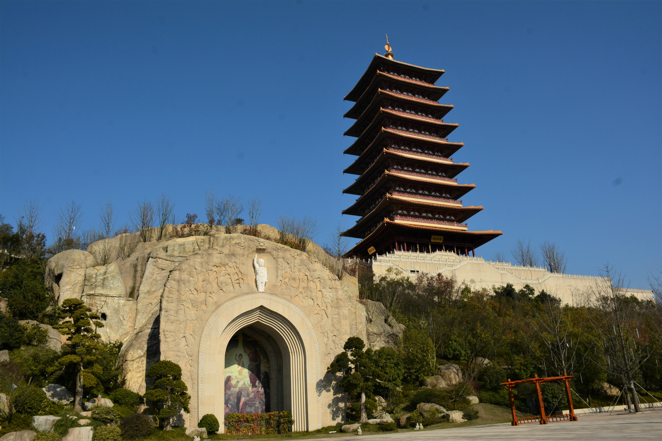 南京牛首山文化旅游区无忧广场南京牛首山文化旅游区壮观的佛顶塔