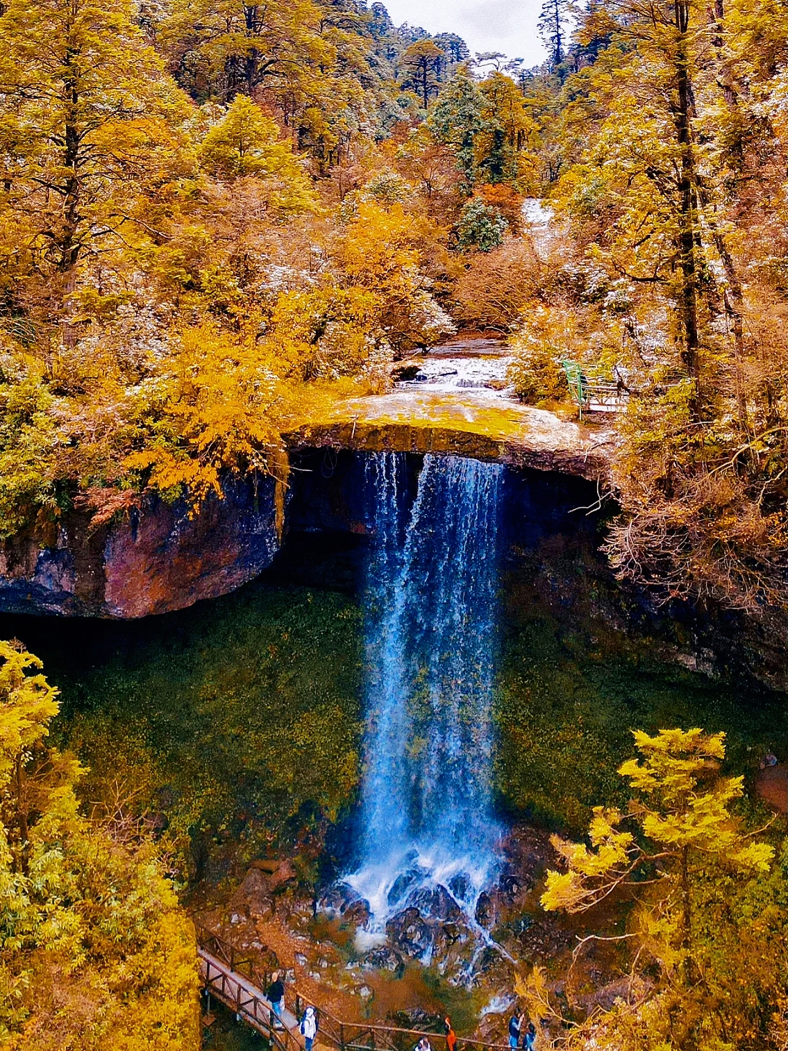 宝兴神木垒风景区图片