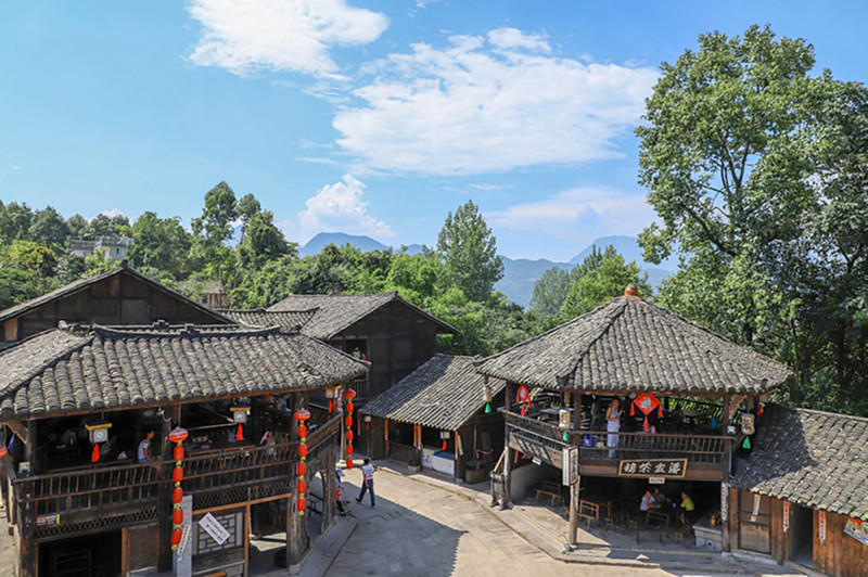 小巷深处平常人家烟火依旧光阴的故事在这里诞生