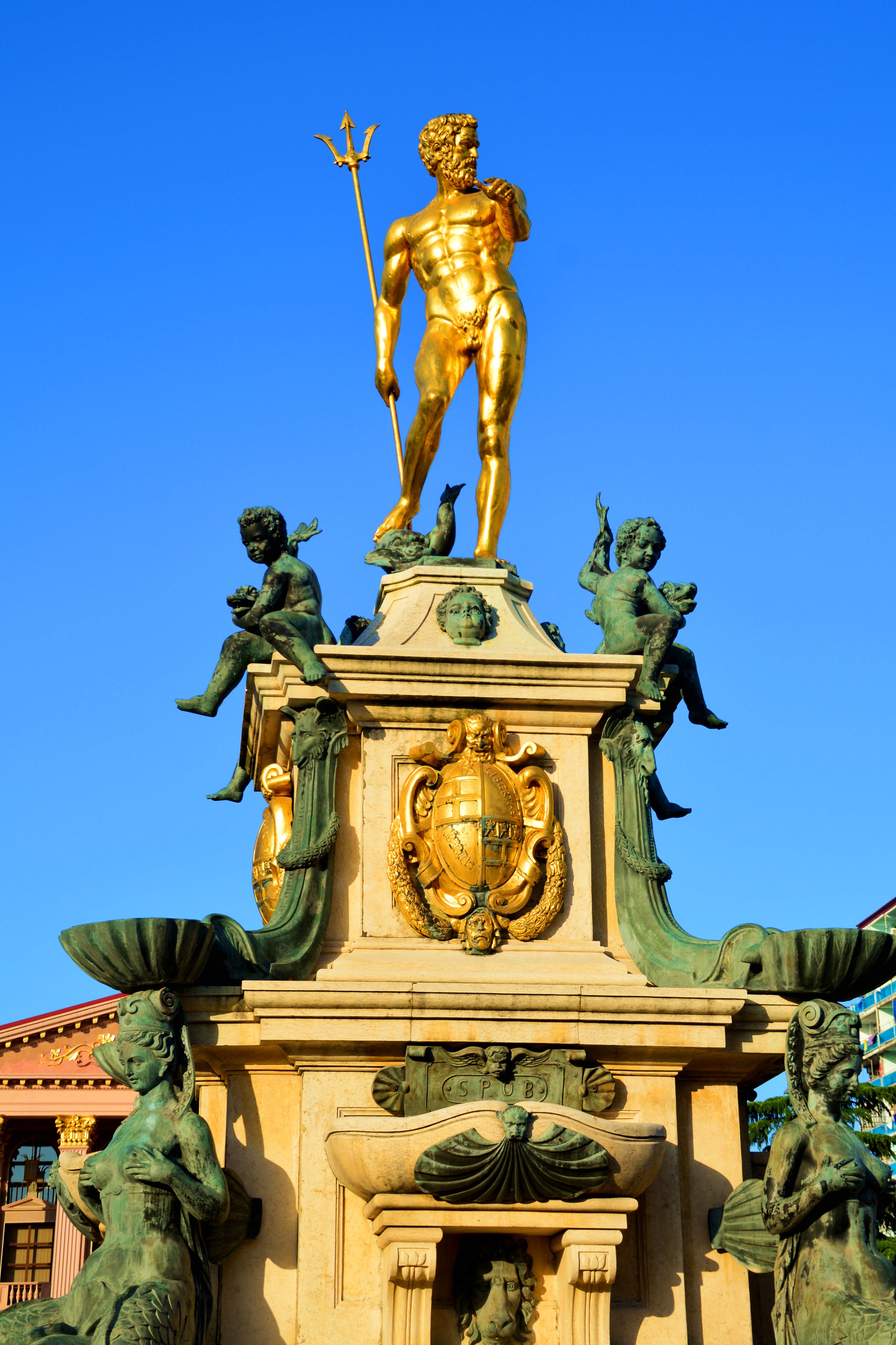 跟着夏宁葆去黑海边的巴统深度游