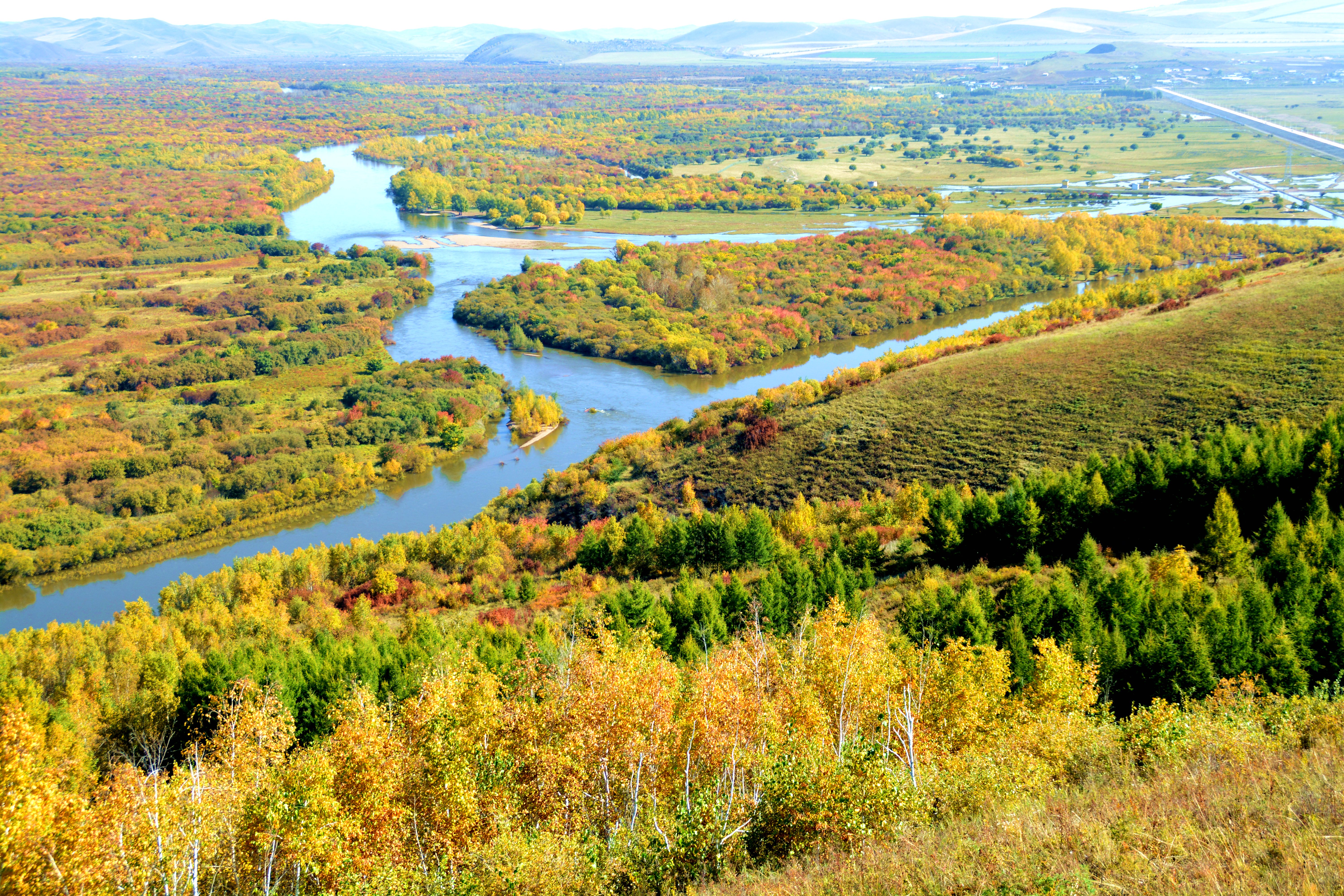 夏宁葆去呼伦贝尔大草原海拉尔旅游