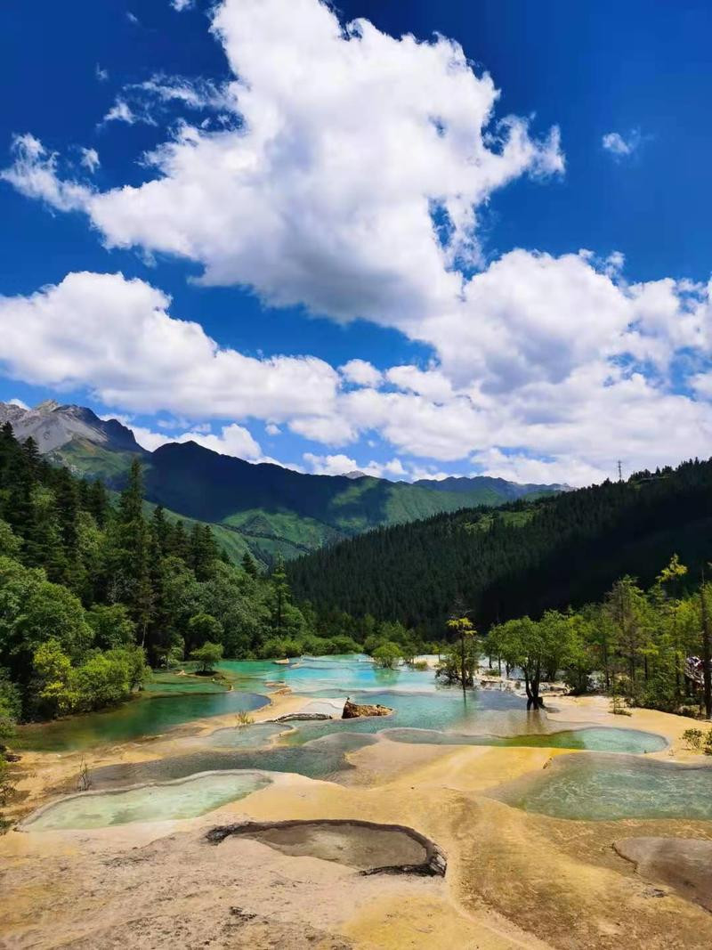 遊四川黃龍九寨看陝西青木川袁家村