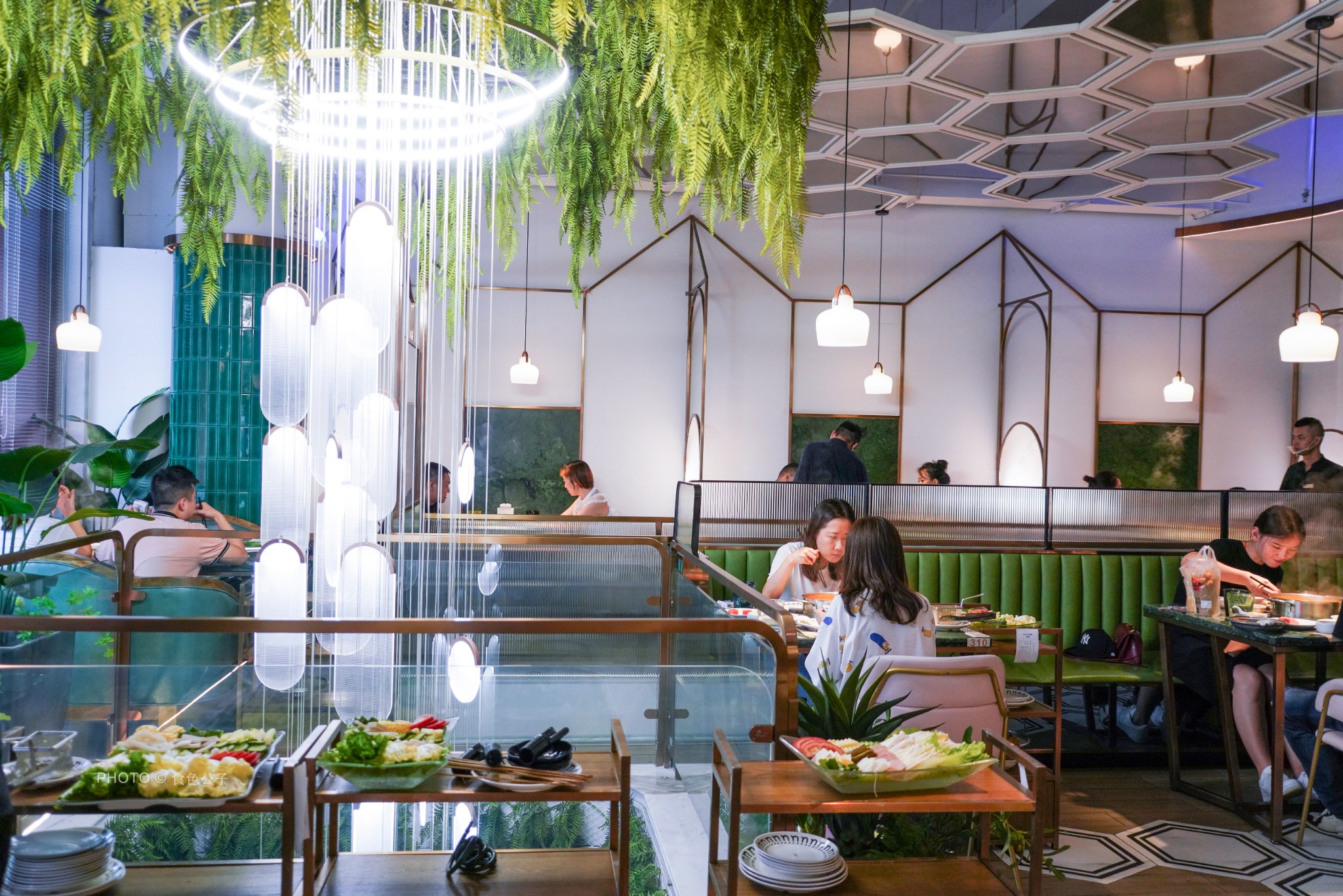 成都攻略必吃的地道网红美食店游玩成都周边景点