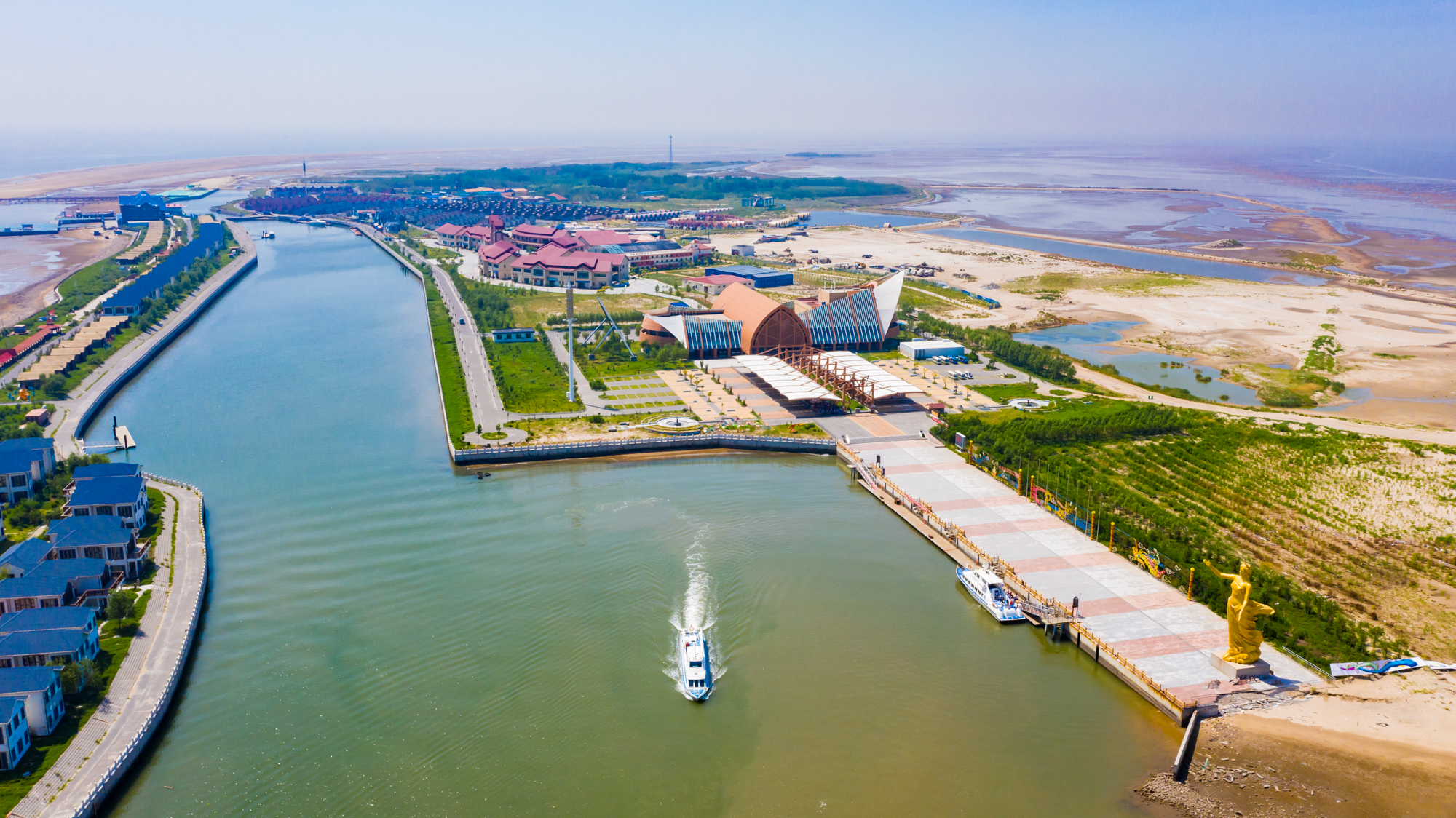 三天两夜,于风光秀美,沙暖潮平的所在,寻找唐山映像