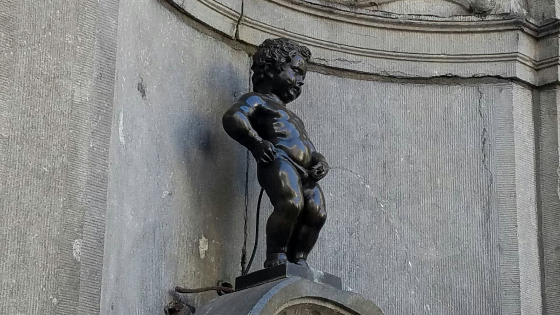 于连传奇～比利时