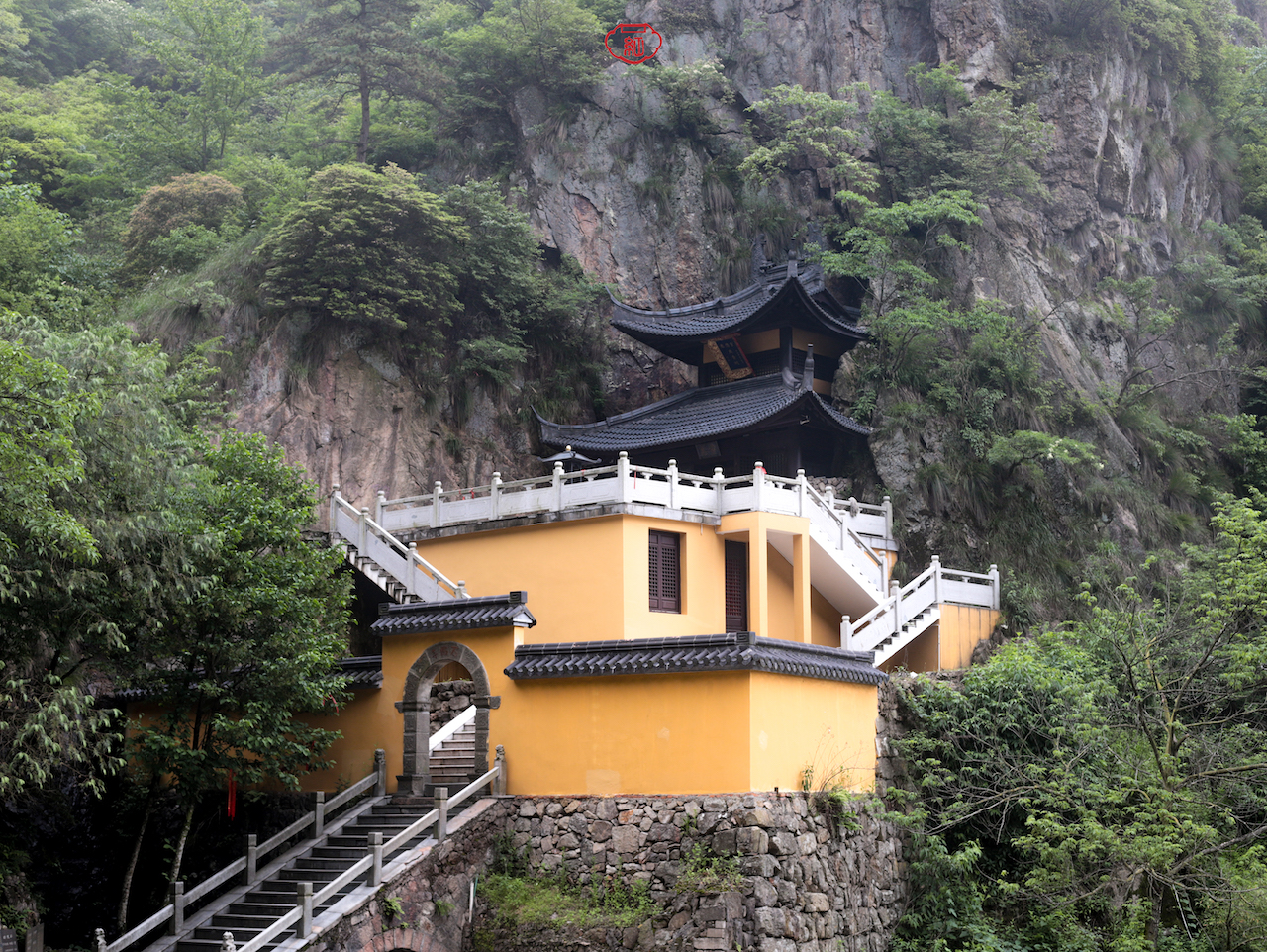 千年古刹石佛寺