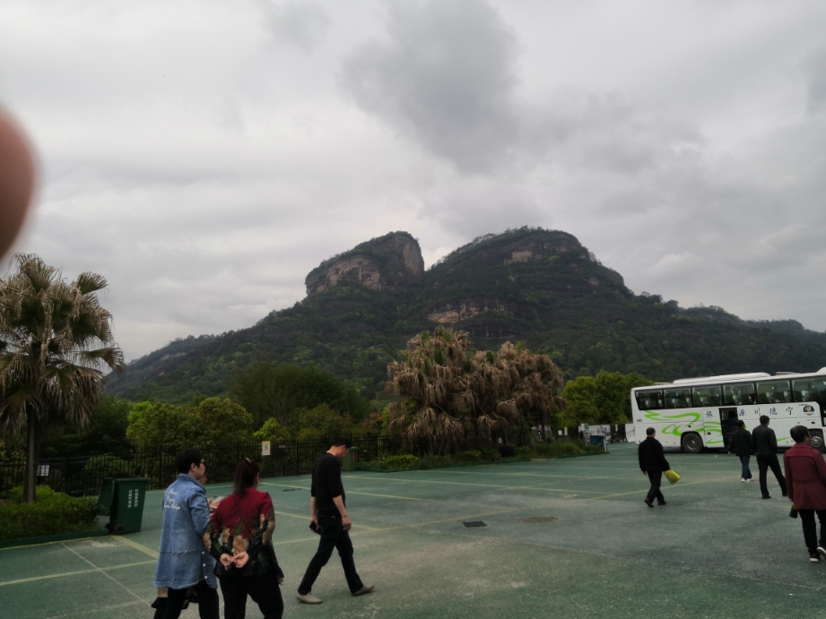 武夷山的大王峰和玉女峰