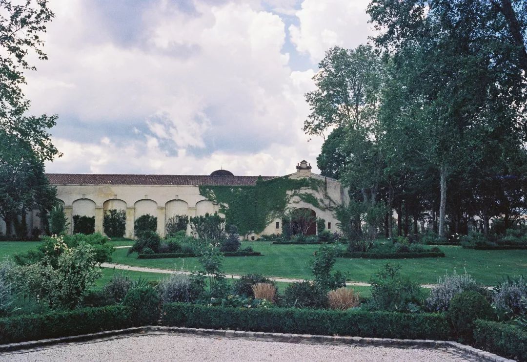 以上拍于 波尔多 左岸玛歌村的鲁臣世家庄园(chateau rauzan-segla)