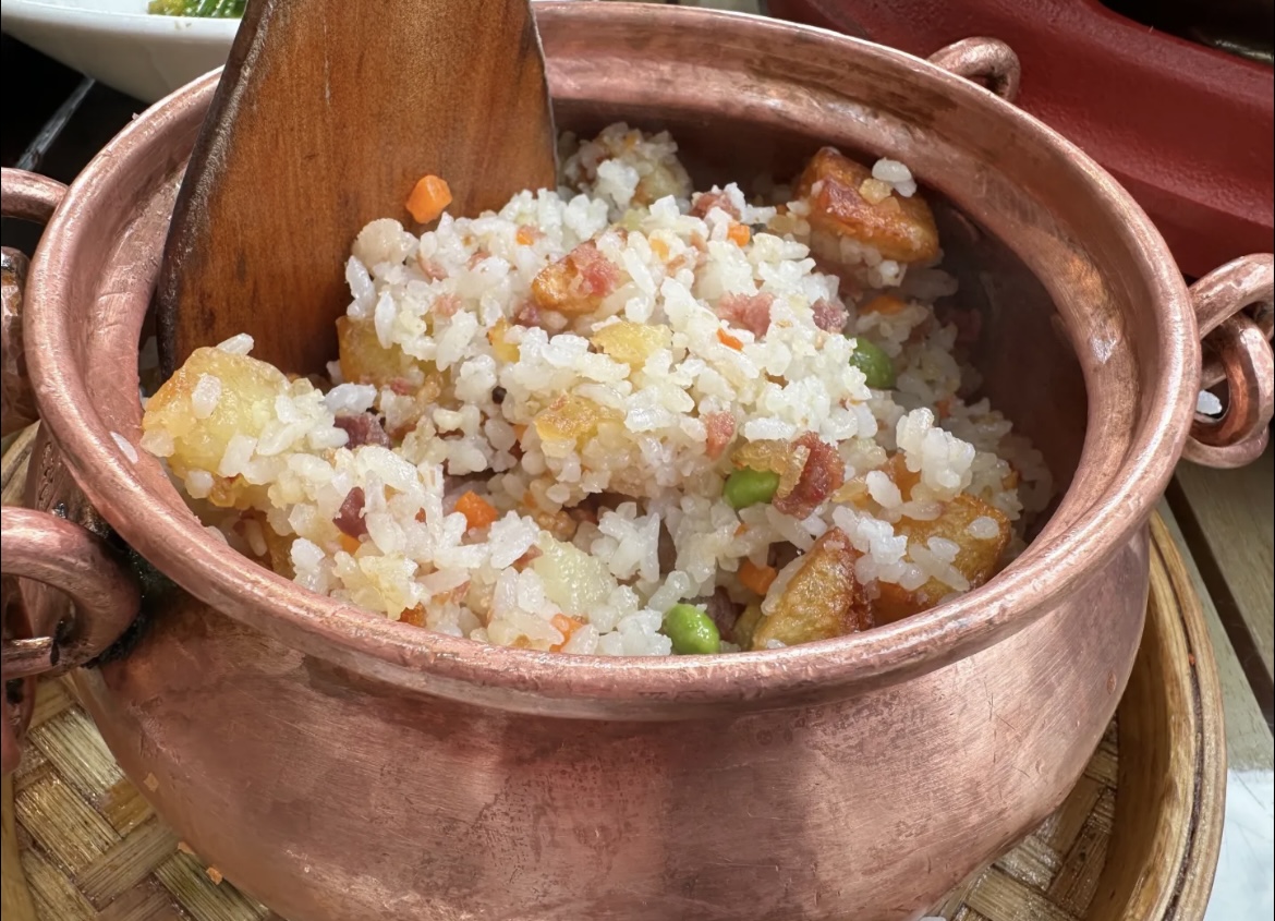 三个辣妈带着娃仔去丽江疯狂晒娃