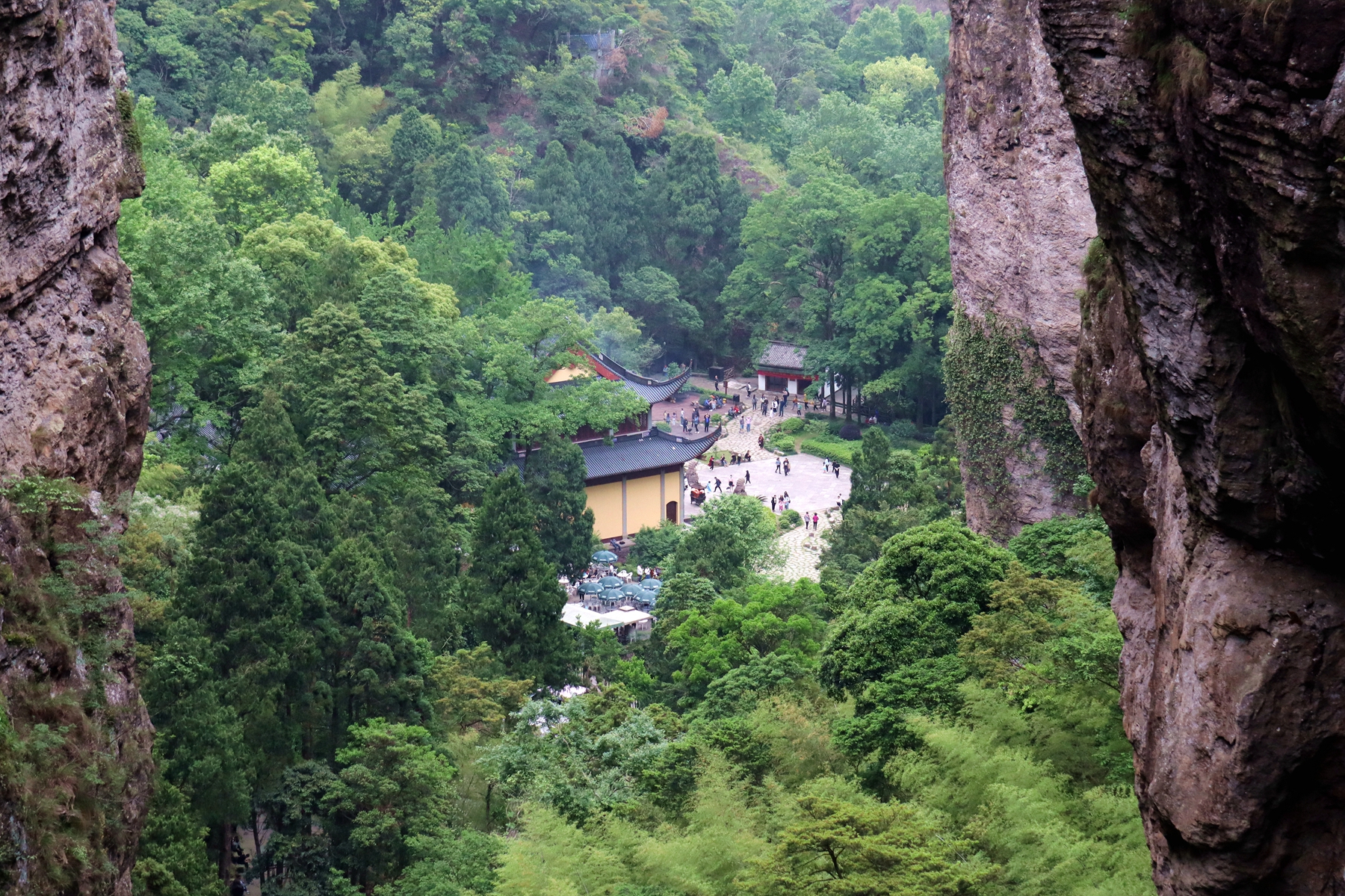 溫州假日遊三雁蕩山之靈巖