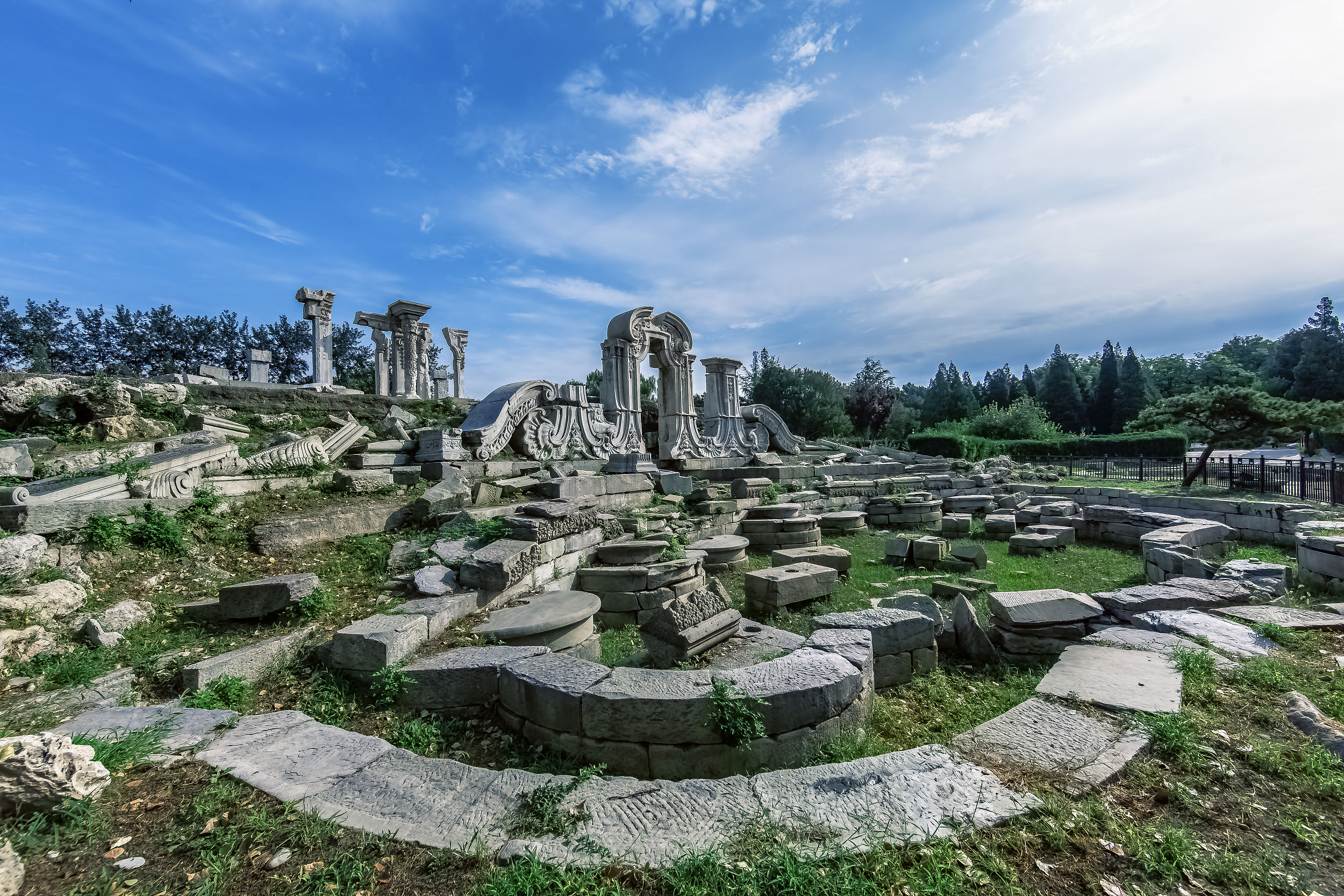 圆明园丨于万园之园的断壁残垣中寻找当年帝国的辉煌掠影