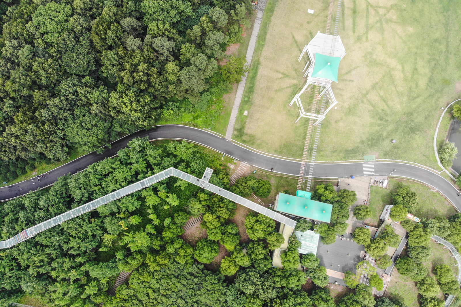 盛夏带娃必打卡,来茅山宝盛园漂流住帐篷啦!