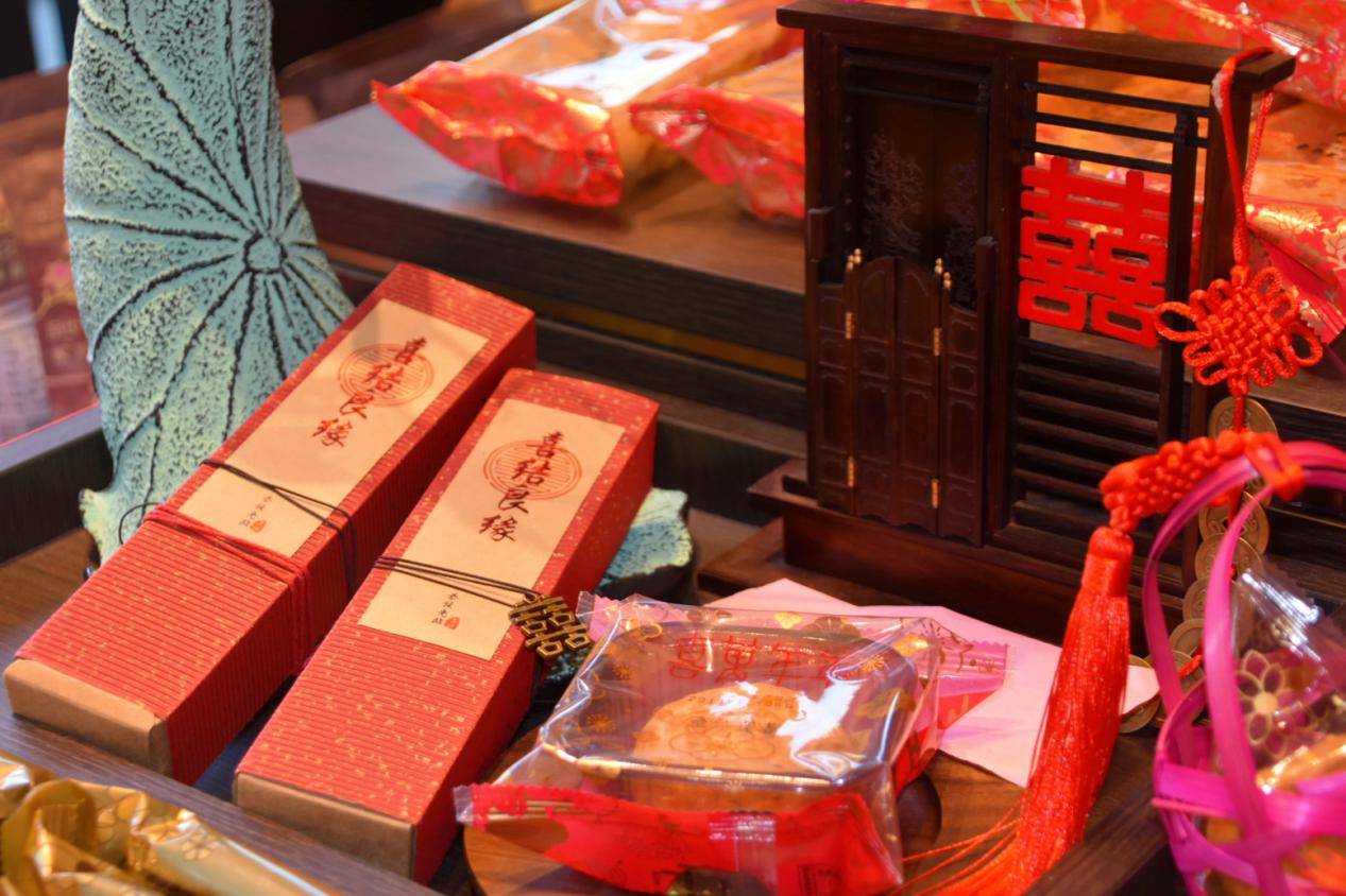 没错,来顺德一定要来喜万年年买伴手礼.