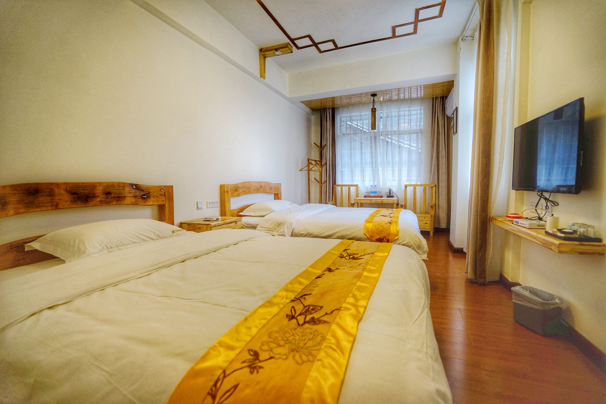 单车自驾建水古城时光倒流的地方