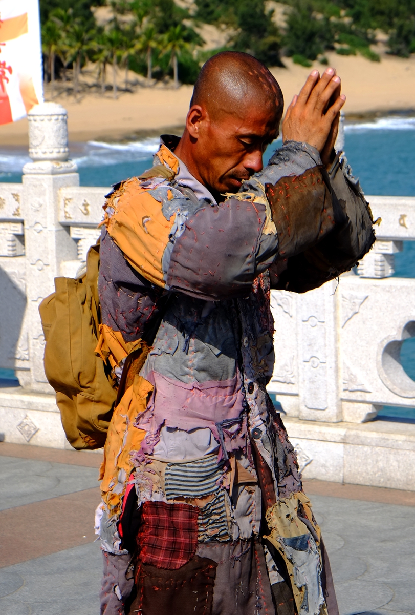 拜佛南山寺,看海小洞天