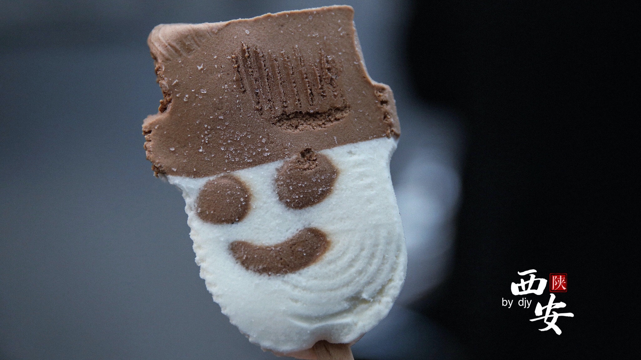 从小就改不了喜欢吃甜食的习惯,所以什么冰糖雪梨汤,笑脸雪糕,甄糕啊