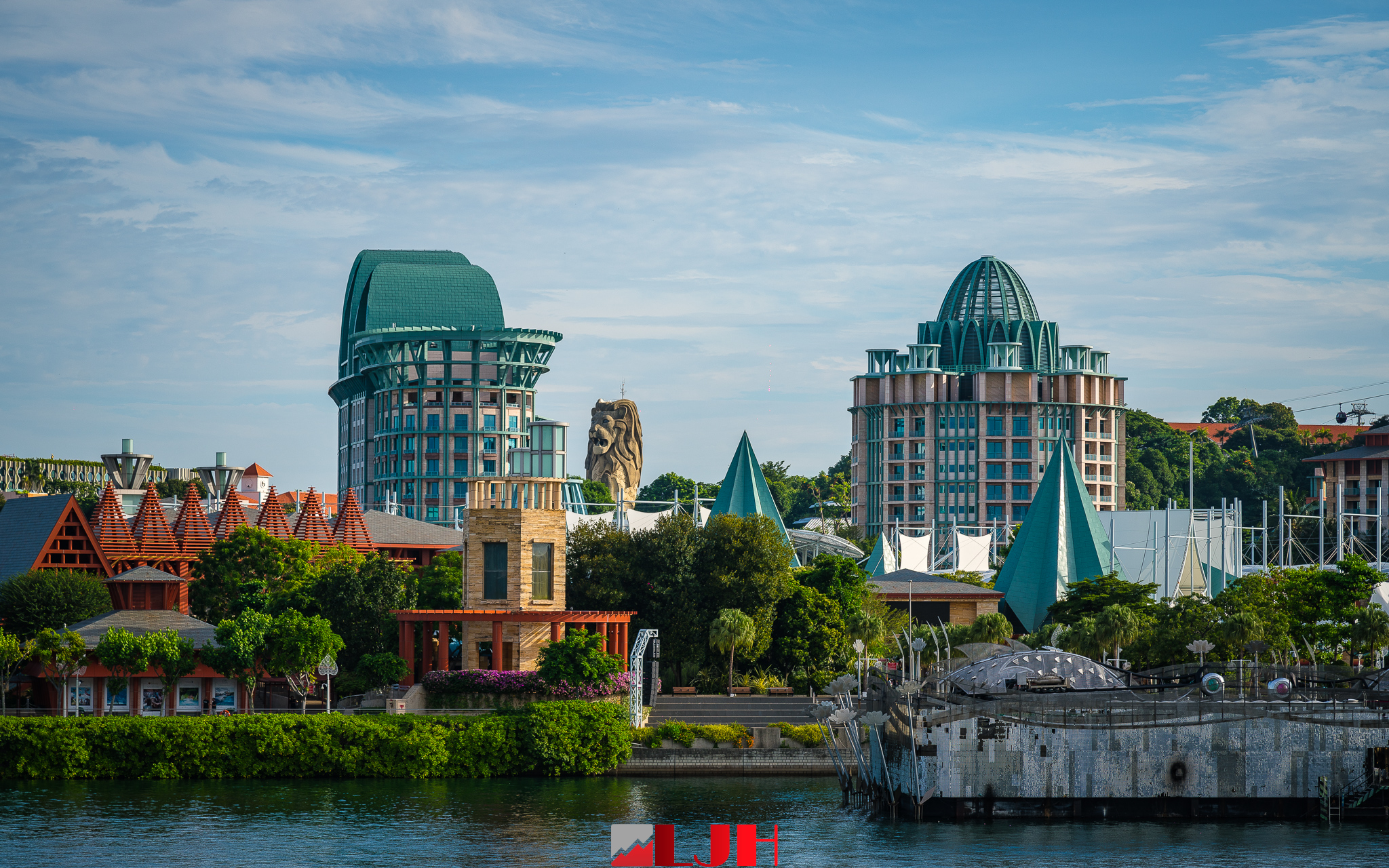 到新加坡圣淘沙岛旅游跨海栈道最好去走走