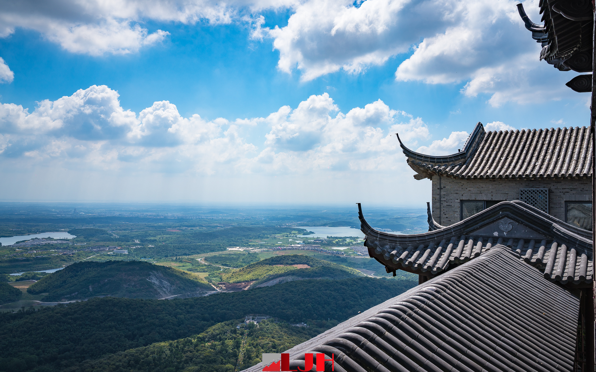 歲歲重陽今又重陽今年過節就去爬句容茅山