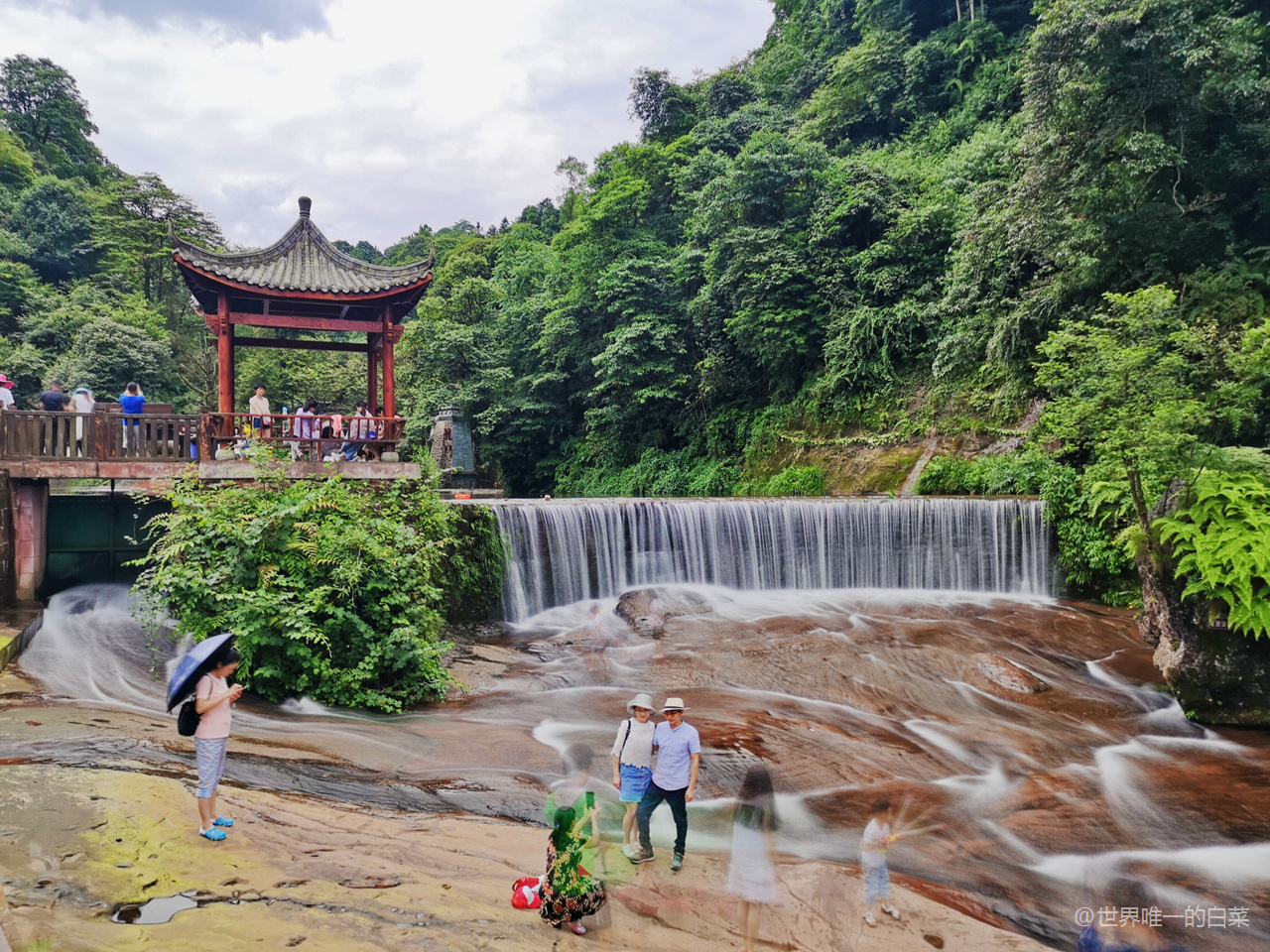 邛崍天台山避暑玩水觀螢火