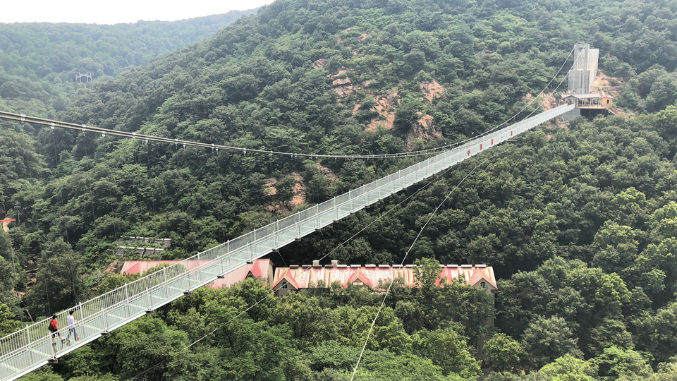 来到二郎山,玻璃桥可以体验一下舞钢二郎山风景区舞钢二郎山风景区