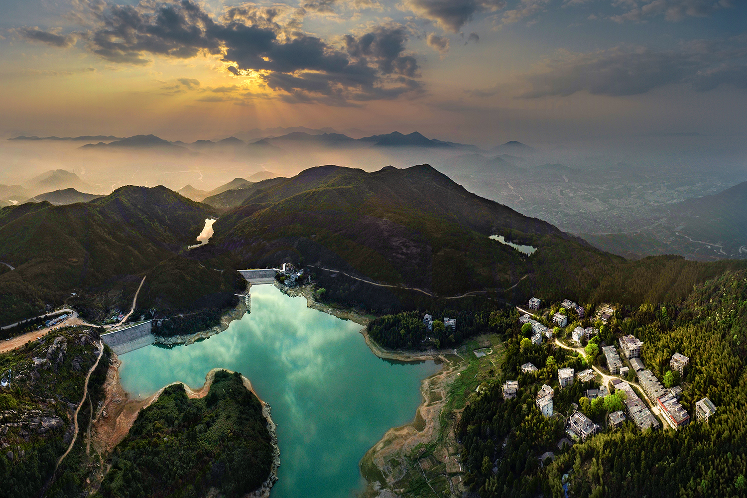 茶 山南 大线→石竹古村→龙脊→山鸡坑水库→光岙→盘垟古村(盘云谷)
