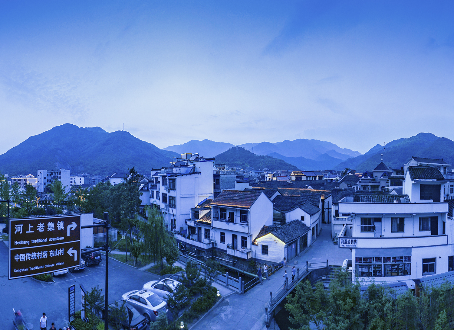 在萧山河上集镇打卡同泰官酱园后可去千年古村凤凰坞