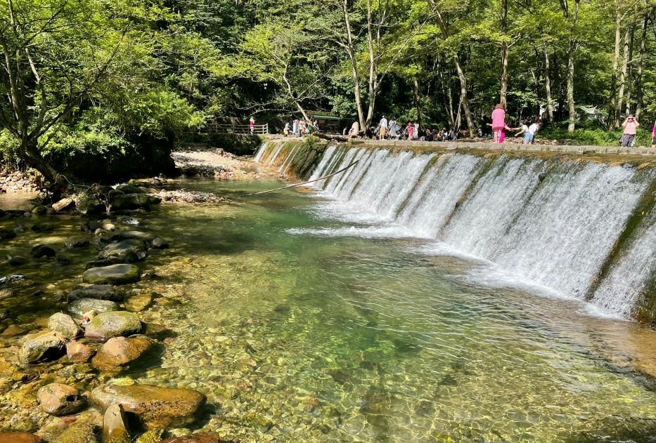 酷暑之際到張家界爬山乘涼三日遊