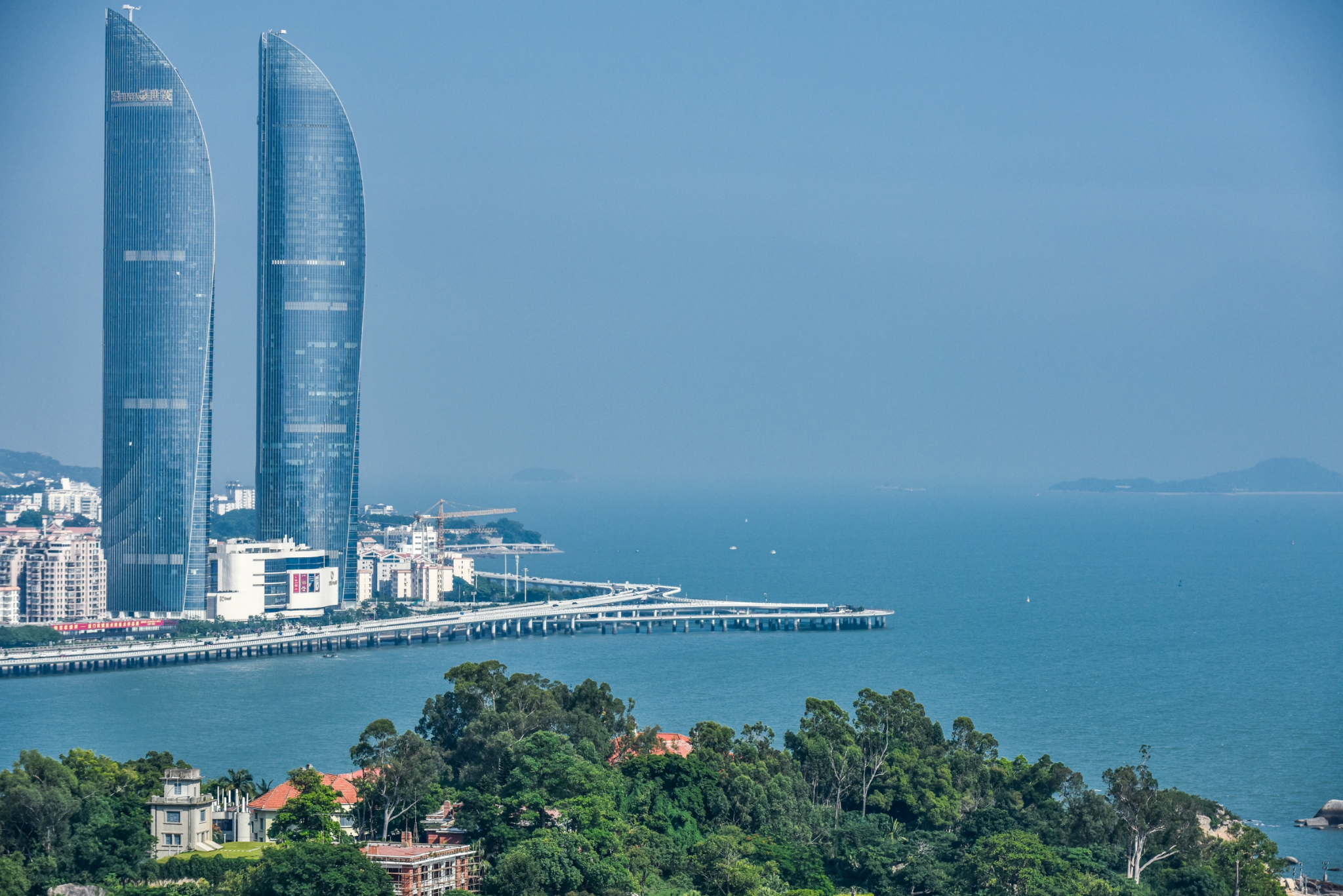 各个沿海城市的经济总量_沿海经济开放城市图片