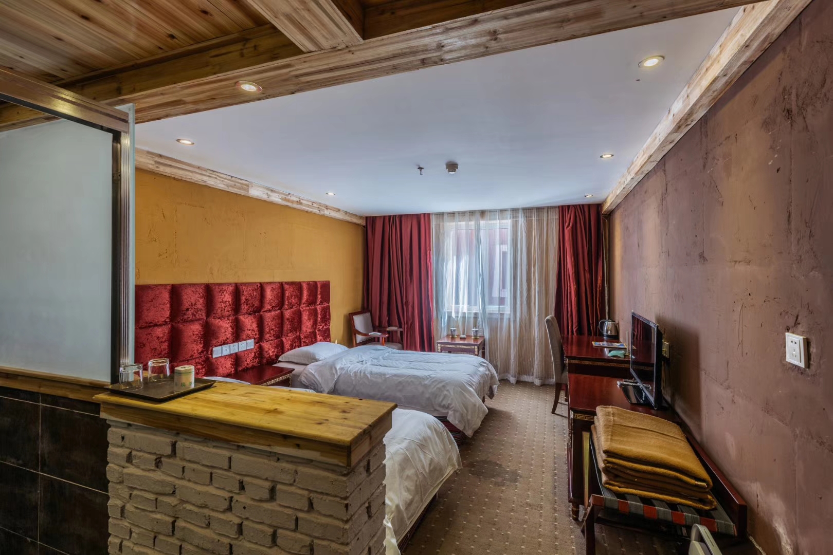 参考酒店如遇满房安排同级晚上住宿 ·若尔盖天街一号酒店(tianjie