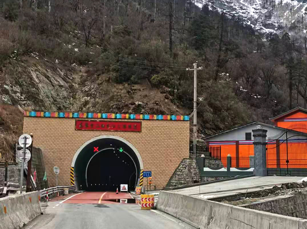 怒江峡谷 独龙江双飞8日游-途牛