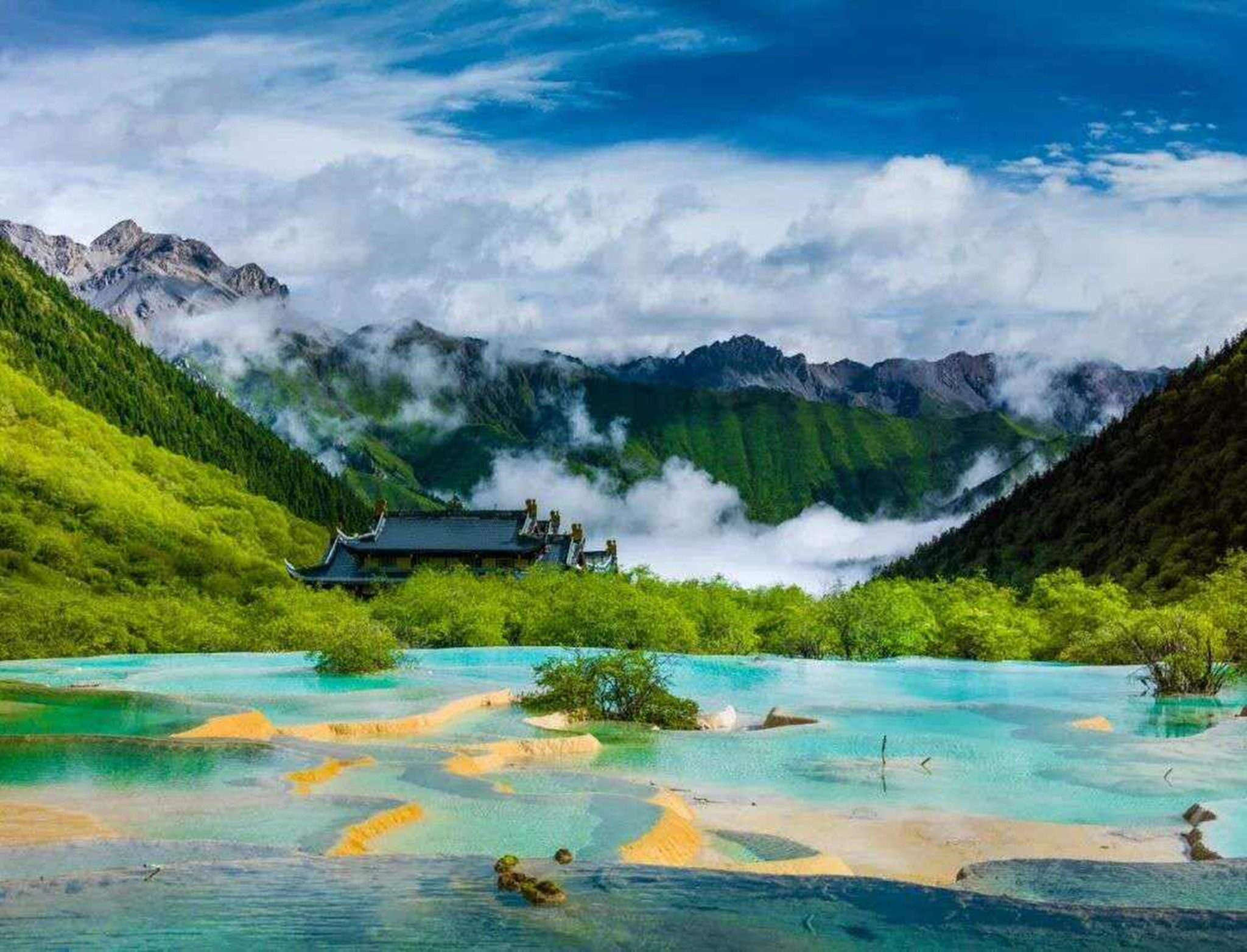 <九寨沟+黄龙+青城山+都江堰6日游>私家纯玩团、九寨沟、黄龙、甘海子、松潘、青城山、都江堰、宽窄巷子、九寨沟升级2晚五星