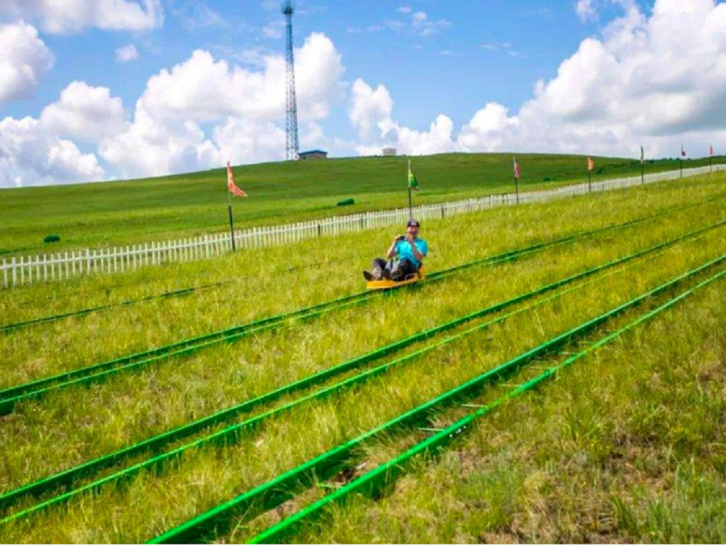 黑山头马术训练基地(骑马不限时 ),186彩带河(滑草