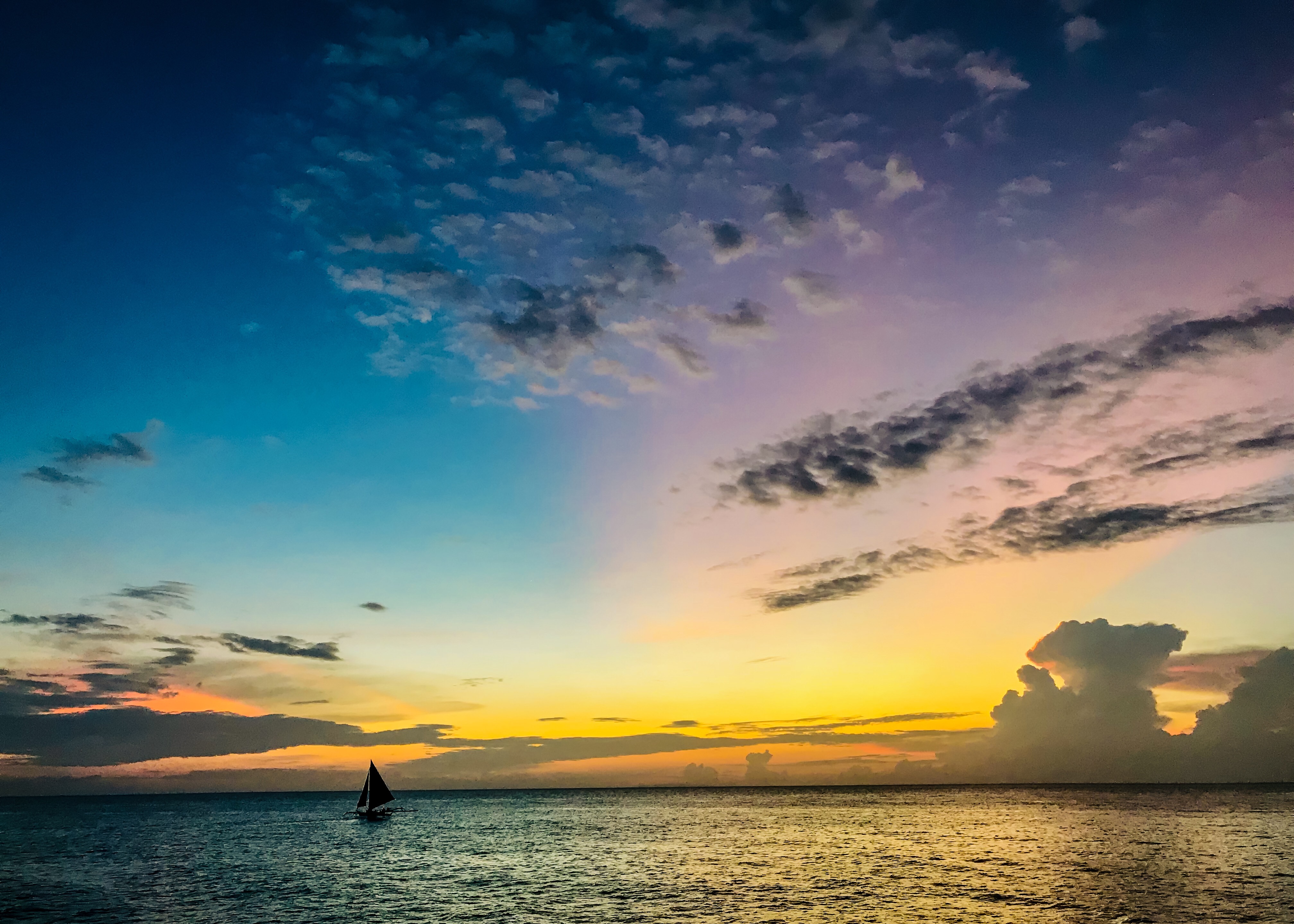 <长滩岛当地5晚6日游>7公里的沙滩定格幸福/领队服务/机票/酒店/机场酒店接送/白沙滩巡游