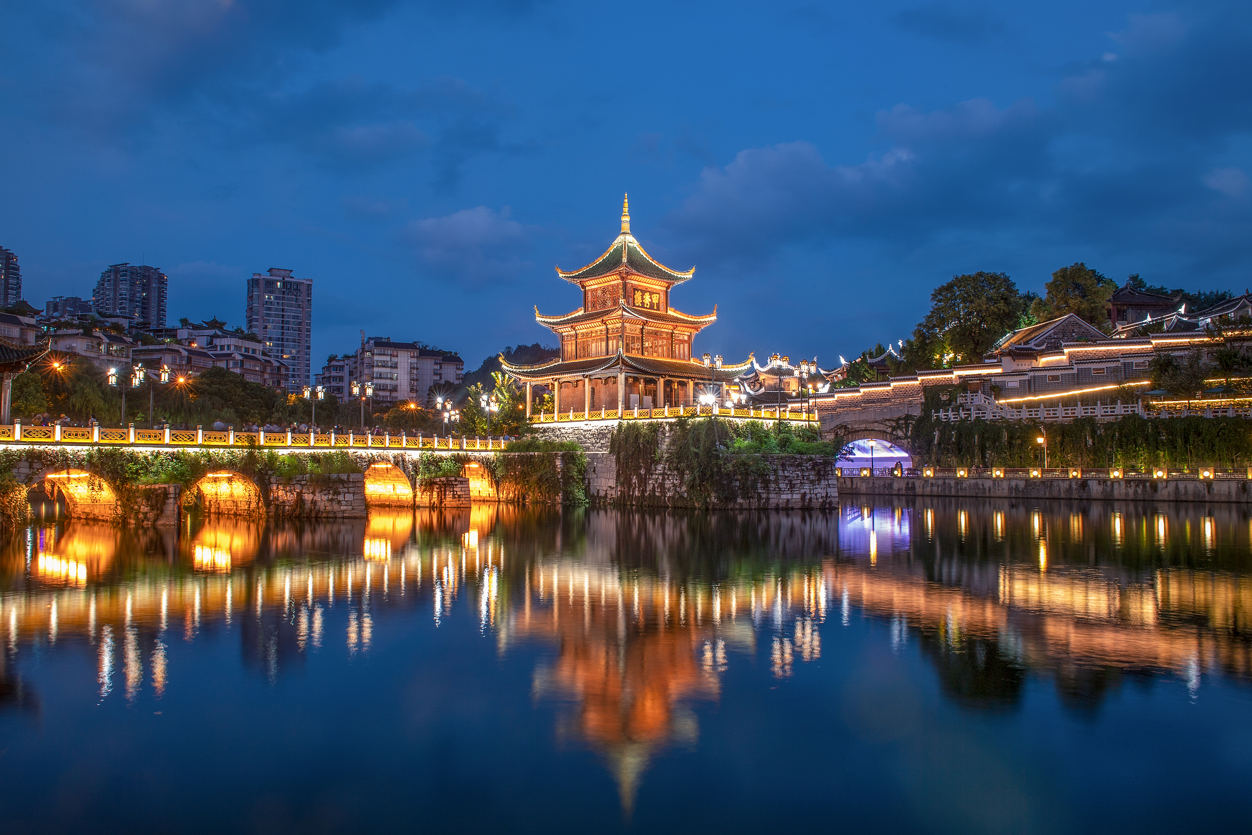 景点模块 