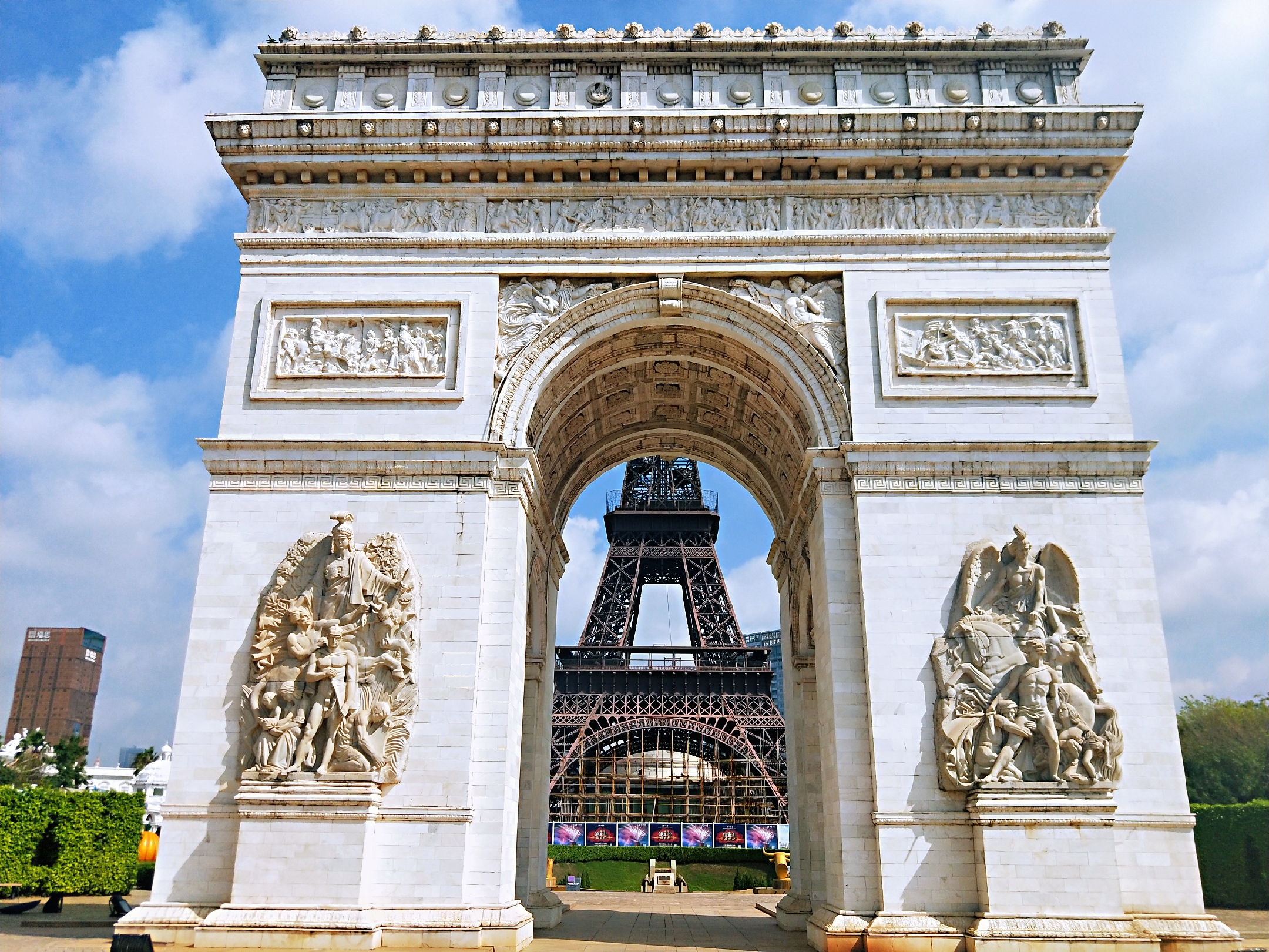 巴黎凯旋门