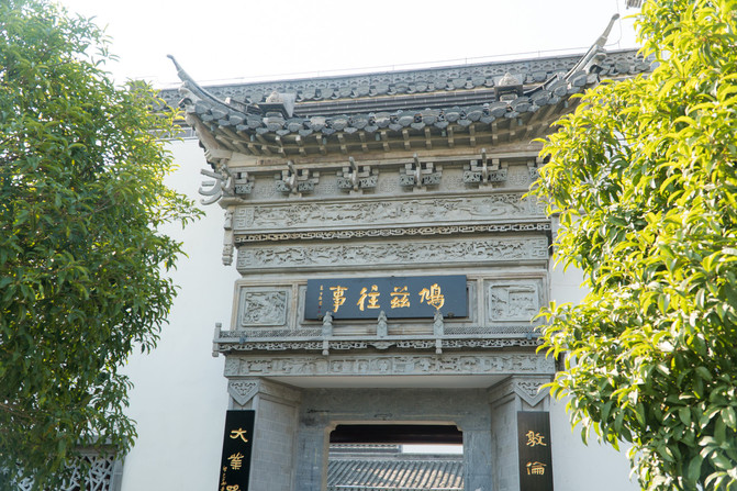 梨园堂,里面每天有多场黄梅戏演出,不收